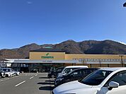 TSURUYA（ツルヤ） 小布施店（1245m）