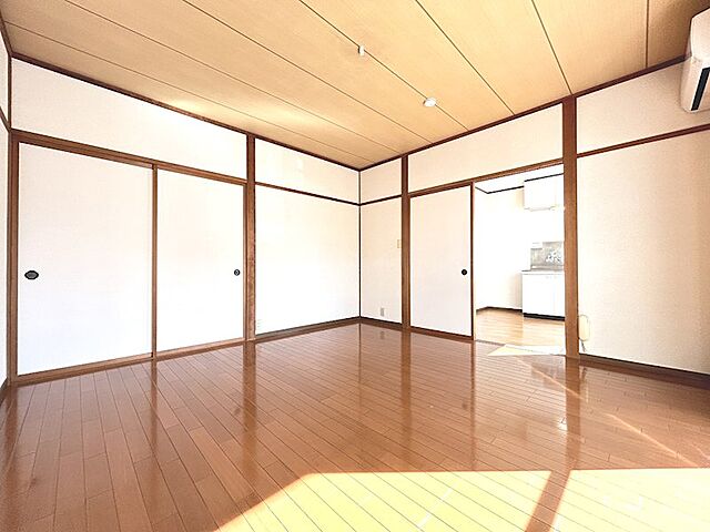 寝室