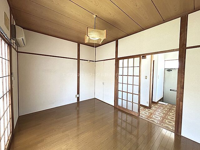 寝室