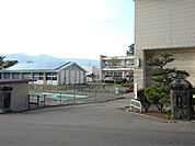 箕輪町立箕輪南小学校（2140m）