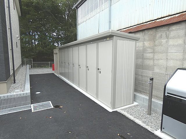 その他