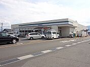 ファミリーマート JAいな店（1185m）