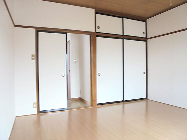 寝室
