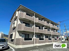 メゾンかりがね 201 ｜ 静岡県富士市松岡（賃貸マンション1DK・2階・30.35㎡） その1