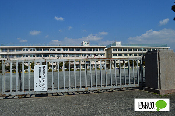 画像16:小学校「富士市立吉原小学校まで453m」
