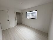 2F