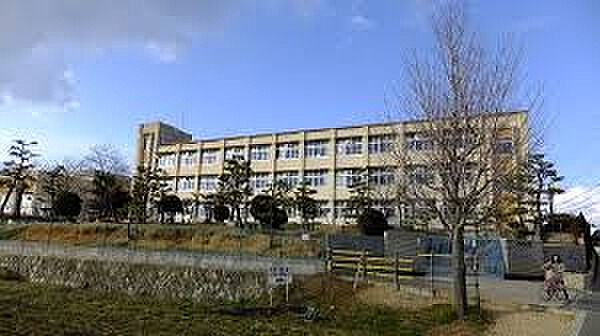 画像16:【小学校】 神戸市立岩岡小学校まで469ｍ