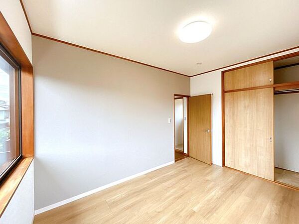 洋室を拡大表示