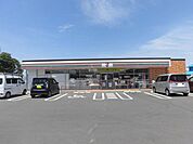 坂戸市立千代田 【周辺環境/コンビニ】セブンイレブン坂戸塚越店まで約662ｍ 780m