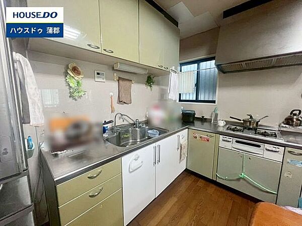キッチンを拡大表示