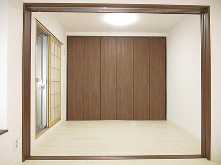 ●洋室4.2帖●クロゼット付き