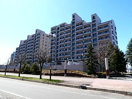 ●平成28年11月共用部大規模修繕工事済
