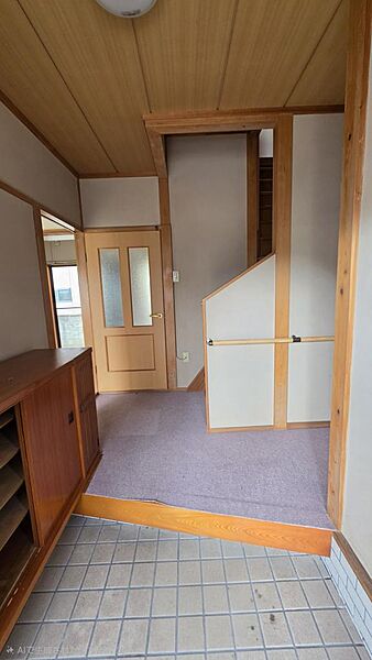 玄関を拡大表示