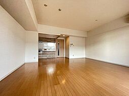 ソーラスフロント富船 2階1LDKのリビング/ダイニング