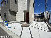 シンプルデザインな外観