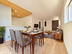 リビング/ダイニングの画像