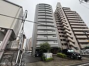 最寄り電停から徒歩5分の立地