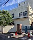 広島市立牛田小学校868m