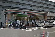 セブンイレブン 広島上小田店？826m