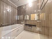 リフォーム済の綺麗な室内です。