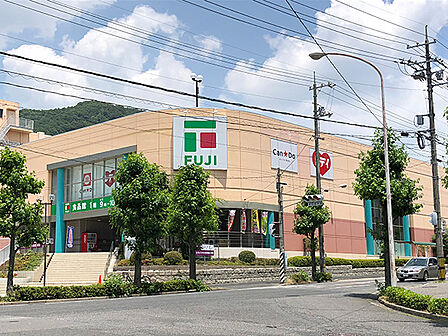 フジ井口店974m