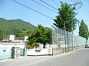 呉市立広中央中学校？705m