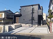 落ち着いた雰囲気の外観！