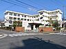 周辺：広島市立真亀小学校？572m