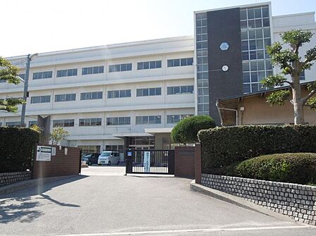 広島市立翠町小学校？246m