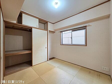 やっぱり落ち着く和室もあります。