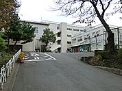 横浜市立南が丘中学校まで約1200ｍ