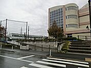 横浜市立東山田小学校まで約420ｍ