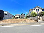 空を広く感じる。緑が多いゆったり感のある安心の住環境です！！潤いのある環境でホッと生活できそうです！おしゃれな雰囲気や自然の潤いがあり、親しみやすさと個性を！街に新たな価値をもたらし続けてくれます！ 