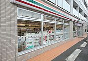 セブンイレブン（328m）