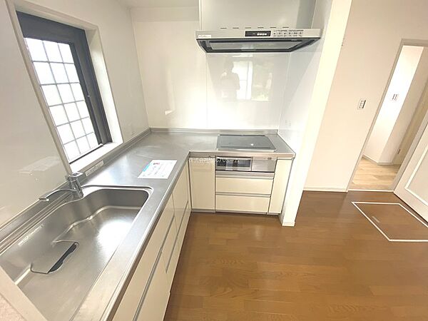 キッチンを拡大表示