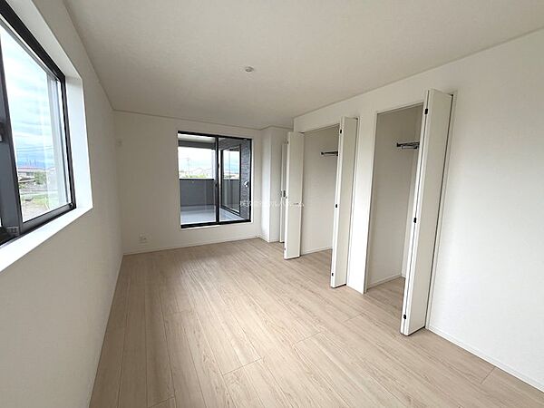 寝室を拡大表示