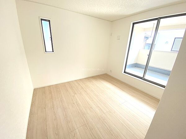 寝室を拡大表示