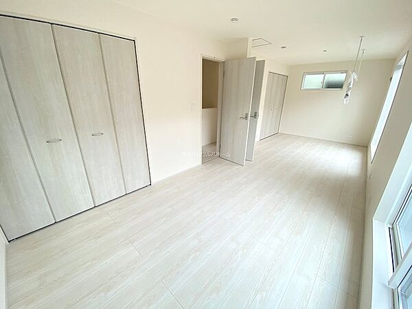 寝室を拡大表示