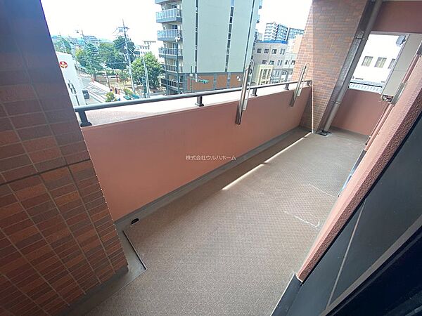 バルコニーを拡大表示