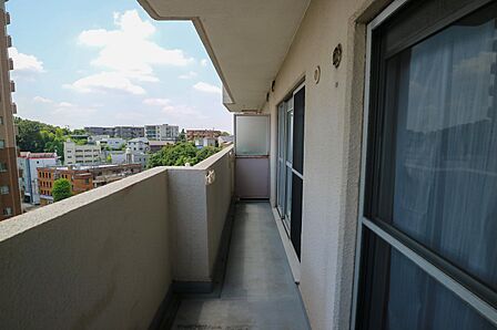 南側バルコニー［2025年7月31日撮影］