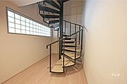 螺旋階段［2025年6月1日撮影］