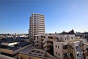 バルコニーからの眺め（南東方向）［2025年12月22日撮影］