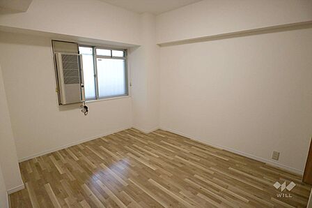 北側洋室約5.9帖［2026年4月8日撮影］
