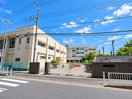 座間市立相模中学校1300m