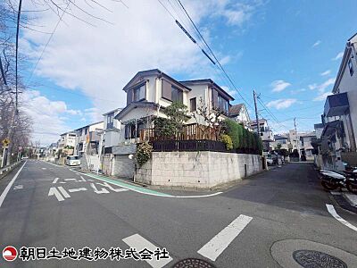 外観:開放感、日当り良好な角地の区画条件。圧迫感の少ない暮らしが叶います。 外観:開放感、日当り良好な角地の区画条件。圧迫感の少ない暮らしが叶います。