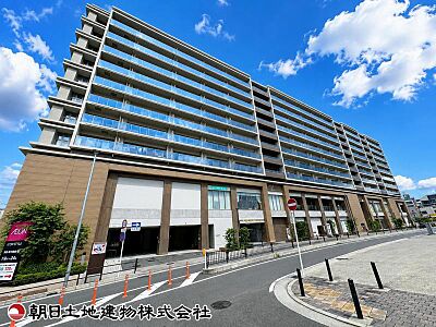 外観:駅前再開発が生み出した、新たな瀬谷のシンボル。ライオンズ横濱瀬谷ステーションスクエア。 外観:駅前再開発が生み出した、新たな瀬谷のシンボル。ライオンズ横濱瀬谷ステーションスクエア。