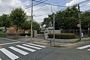 宮中学校■修学旅行や野外学習など様々な行事を行っており、職場体験学習など、学活や総合の時間を使って「働くこと」についてより深く学習していく機会を設けています。 37m