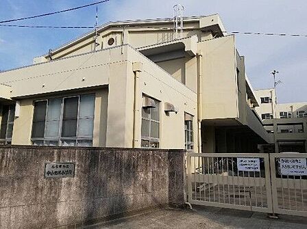 中小田井小学校■年間を通してさまざまな行事が予定されています。授業参観もあり、子ども達の充実した学校生活を見学することもできます。 1200m