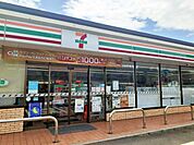 セブンイレブン港区七番町店■プライベートブランドの商品も充実した24時間営業の「セブンイレブン、いい気分」セブンイレブン。nanacoカードなどがご利用いただけます！ 340m