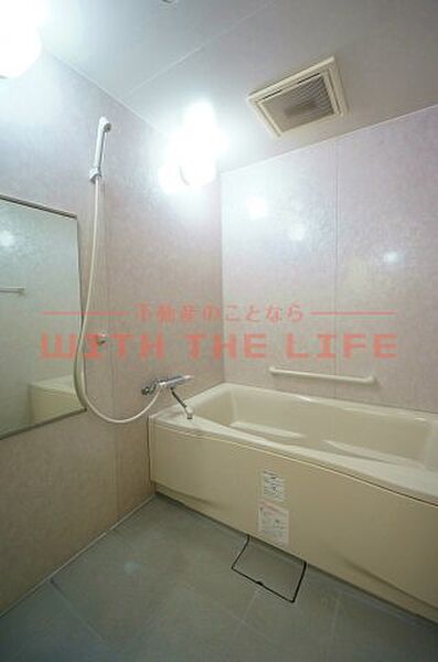画像17:落ち着いた空間のお風呂です